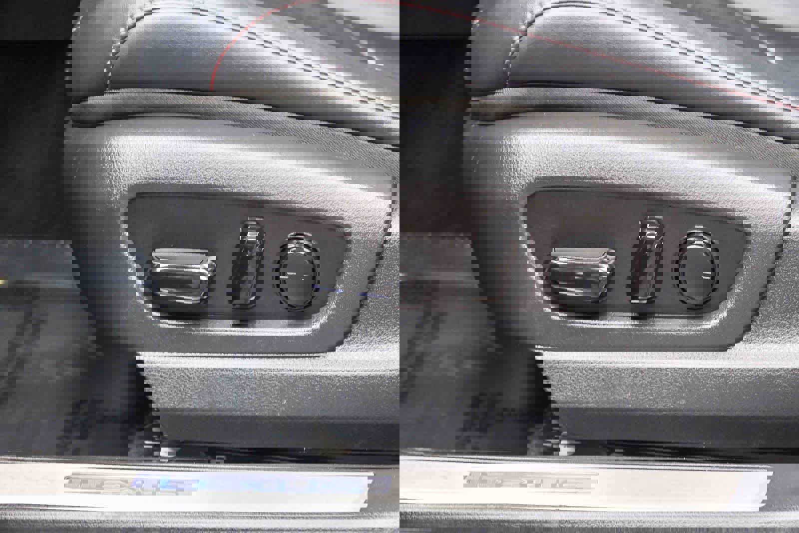 Used 2020 Lexus UX 250h F Sport w/ F Sport Premium Package image 23