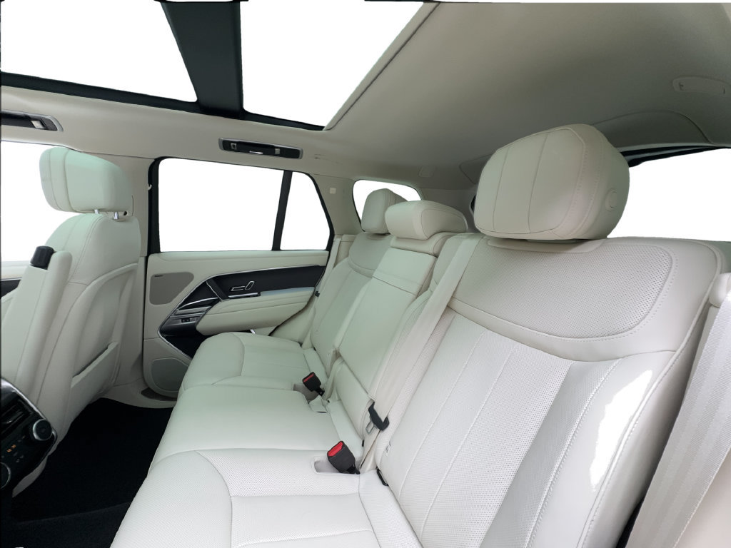 Used 2023 Land Rover Range Rover SE AWD/4WD image 28