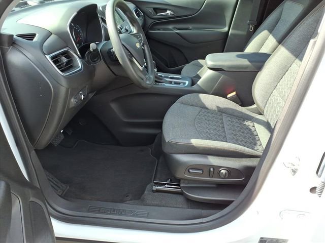 Used 2023 Chevrolet Equinox LT AWD/4WD image 12