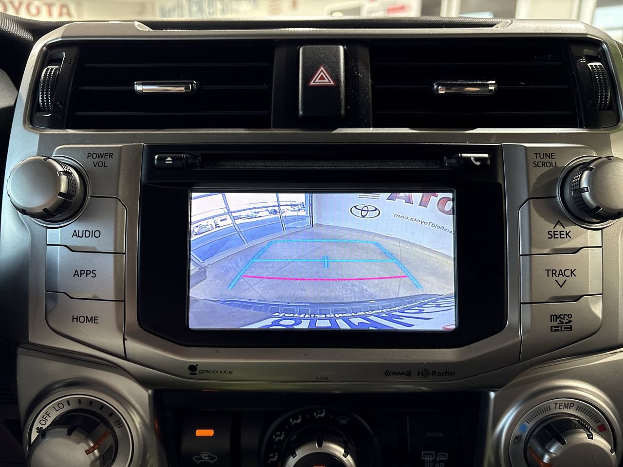 Used 2016 Toyota 4Runner SR5 AWD/4WD image 17