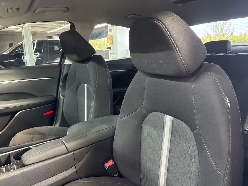 Used 2026 Hyundai Sonata SEL FWD image 14