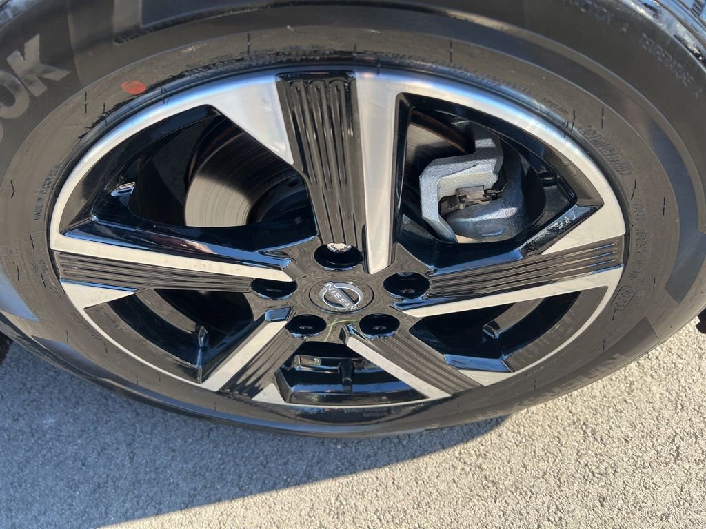 Certified 2024 Nissan Sentra SV image 35