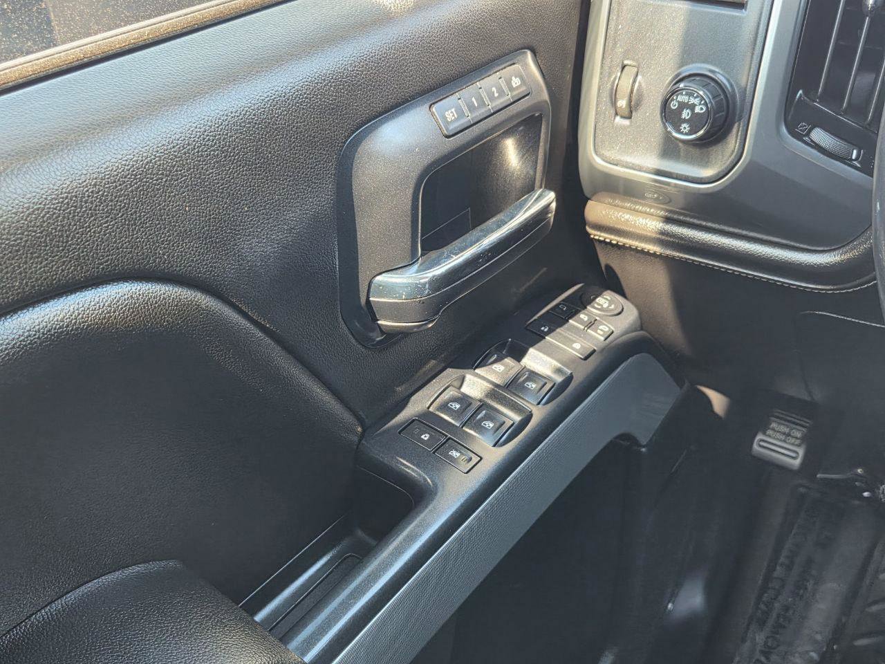 Used 2014 Chevrolet Silverado 1500 LTZ Z71 image 29