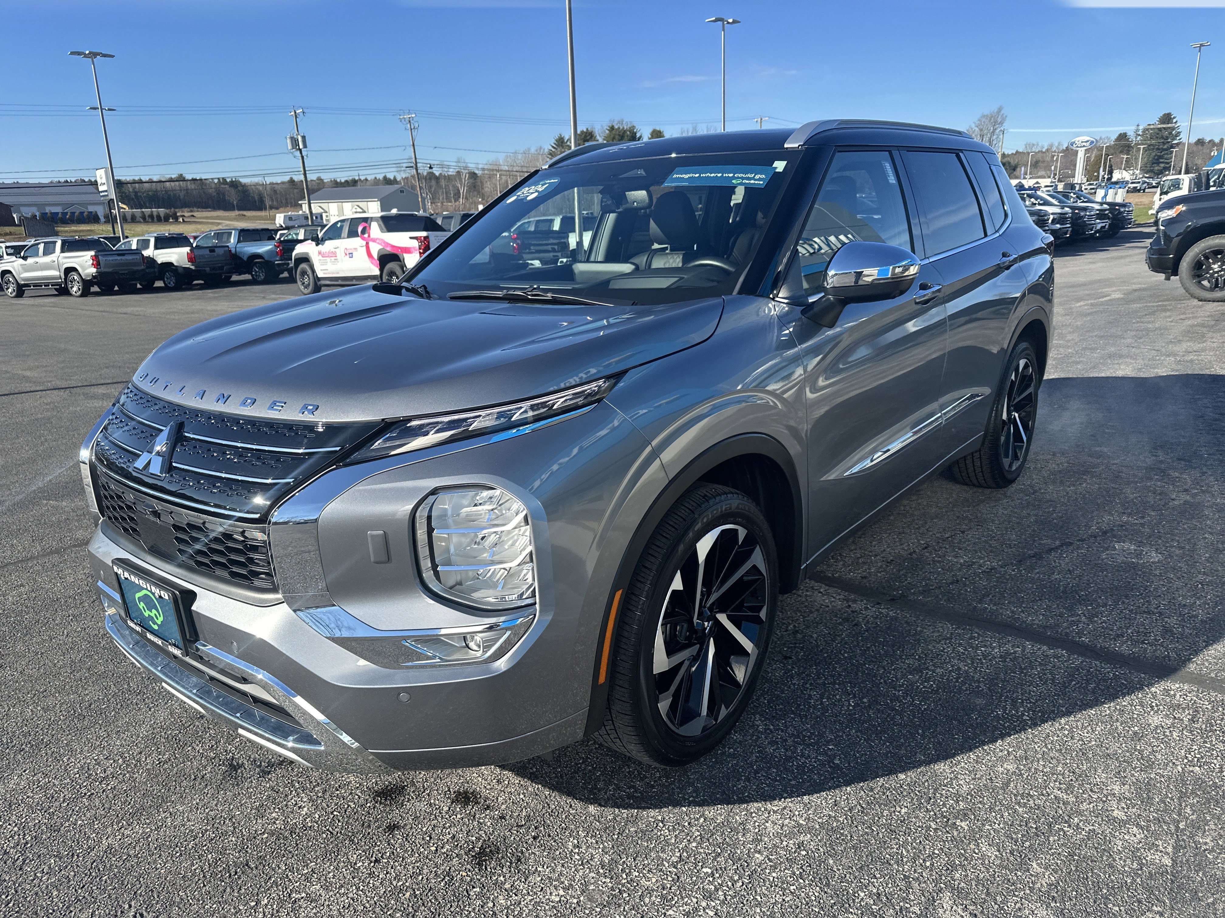 Used 2024 Mitsubishi Outlander SEL image 3