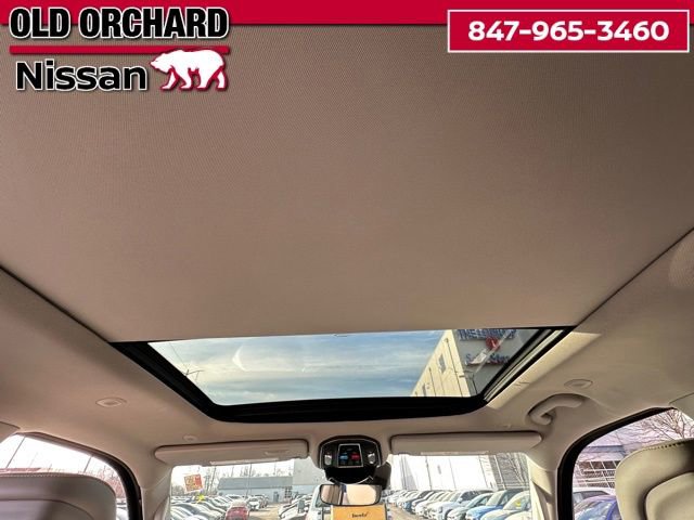 Used 2023 Jeep Wagoneer 4WD w/ Premium Group I image 16