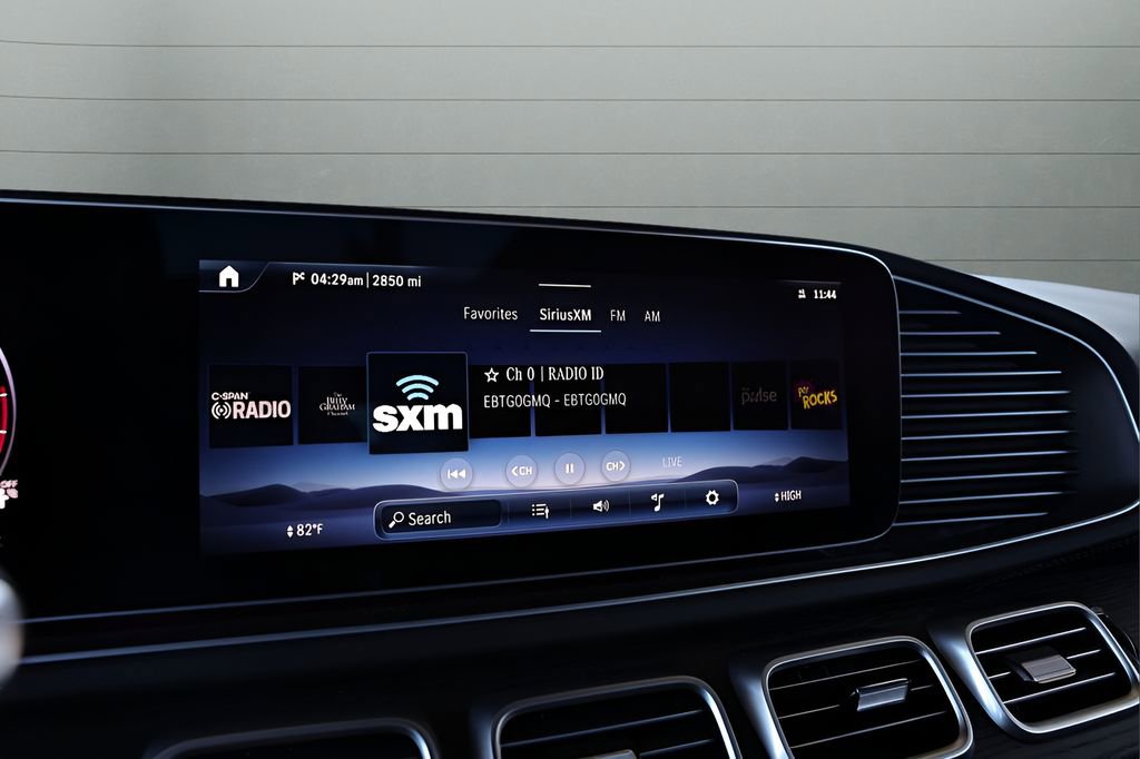 Used 2025 Mercedes-Benz GLS 450 4MATIC image 19