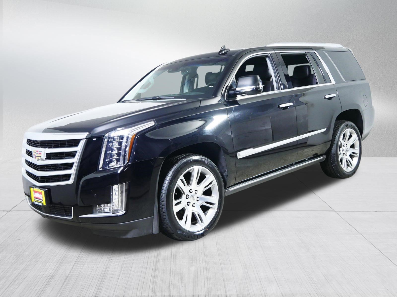 Used 2016 Cadillac Escalade Premium image 3