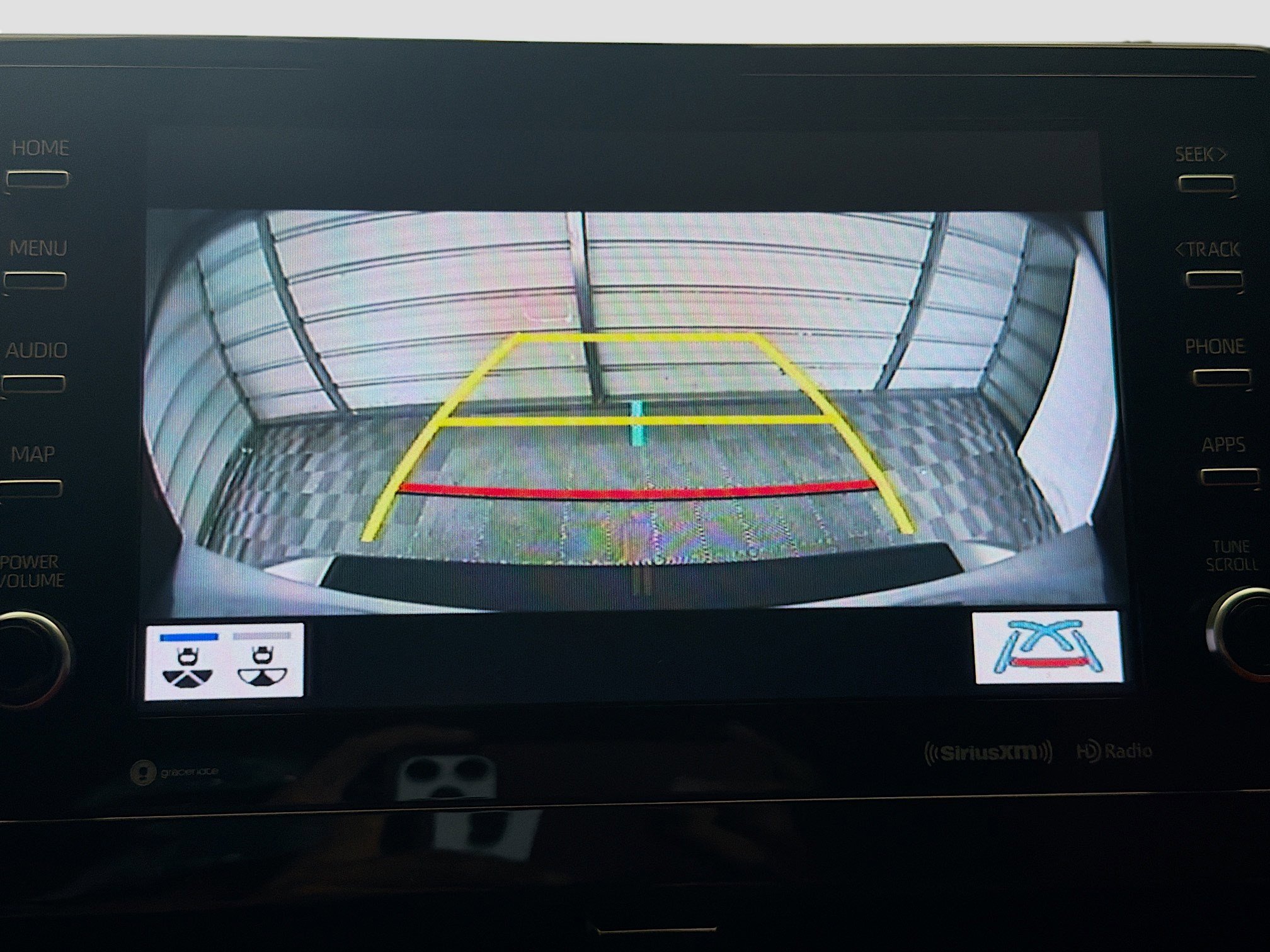 Used 2021 Toyota Camry XSE image 16