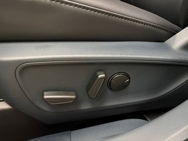 New 2025 Ford Maverick Lariat w/ Black Appearance Package image 33