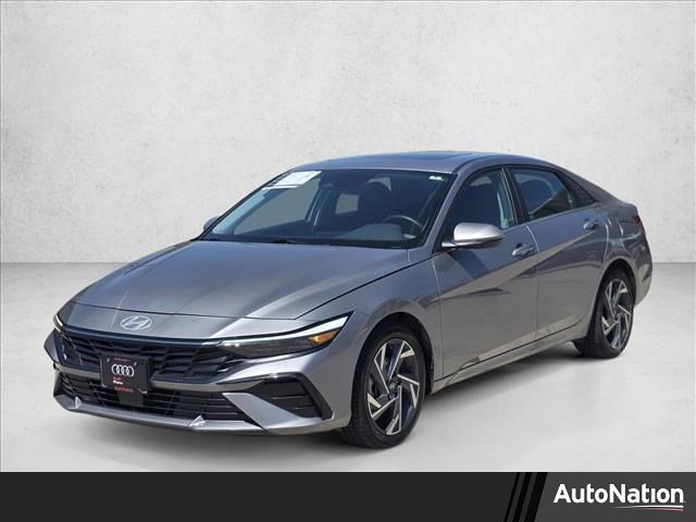 Used 2025 Hyundai Elantra Limited