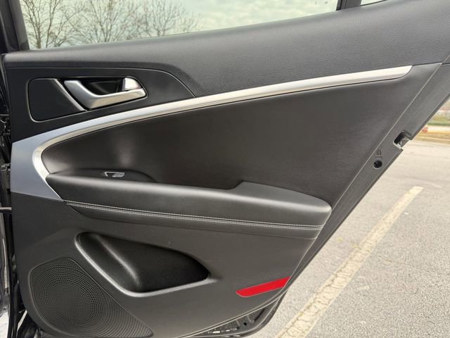 Used 2023 Genesis G70 2.0T RWD image 29