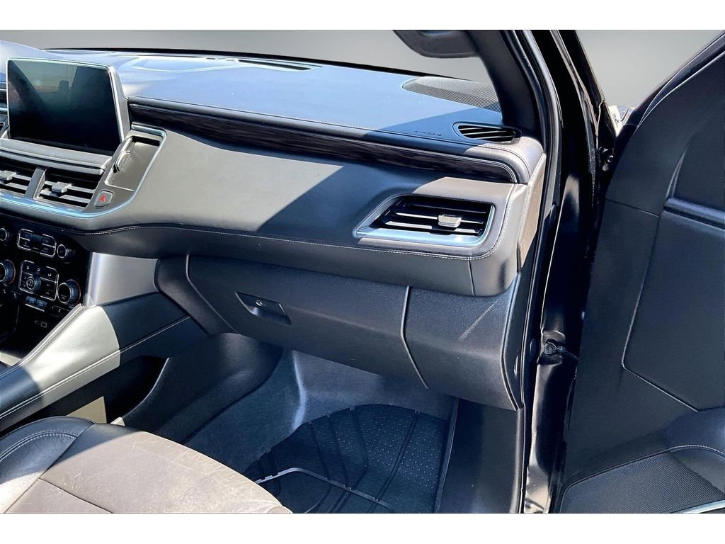 Used 2021 Chevrolet Tahoe Z71 w/ Z71 Signature Package AWD/4WD image 23