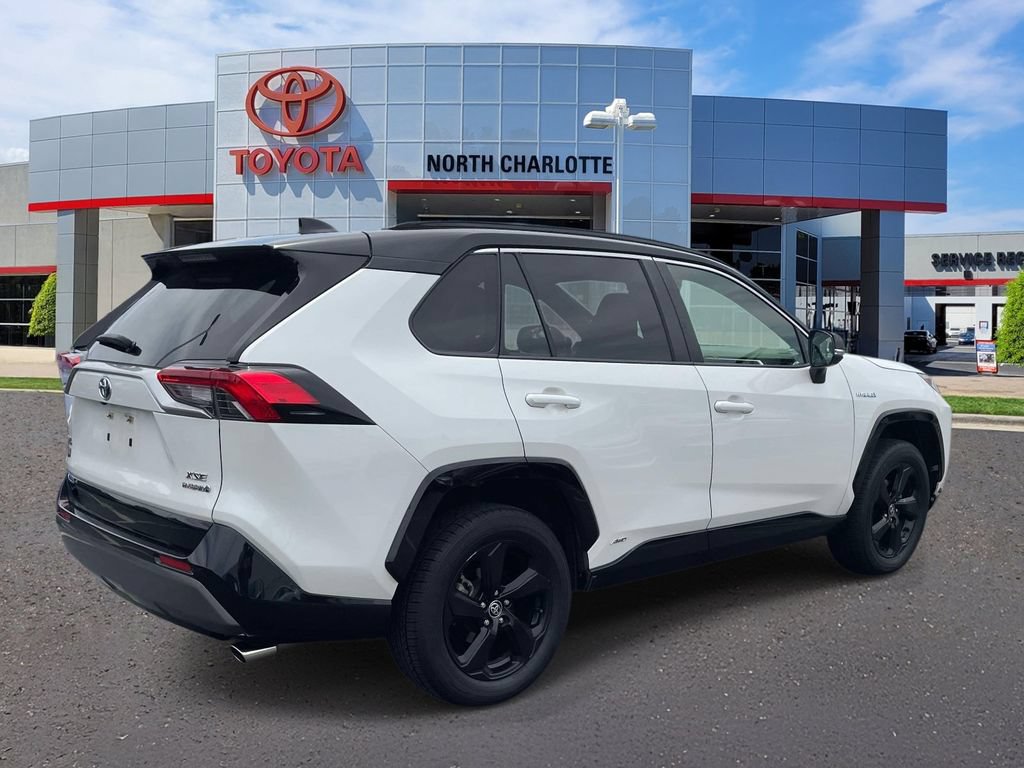 Used 2021 Toyota RAV4 XSE w/ XSE Grade Weather Package AWD/4WD image 8