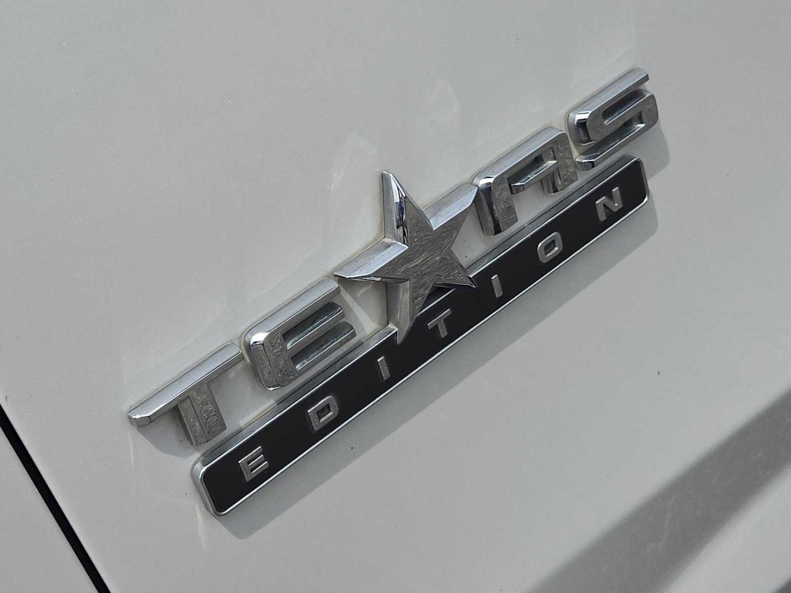 Certified 2021 Chevrolet Tahoe Premier w/ Premium Package AWD/4WD image 10