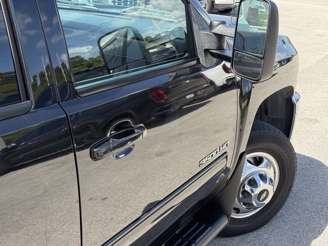 Used 2013 Chevrolet Silverado 3500 LTZ w/ LTZ Plus Package image 9