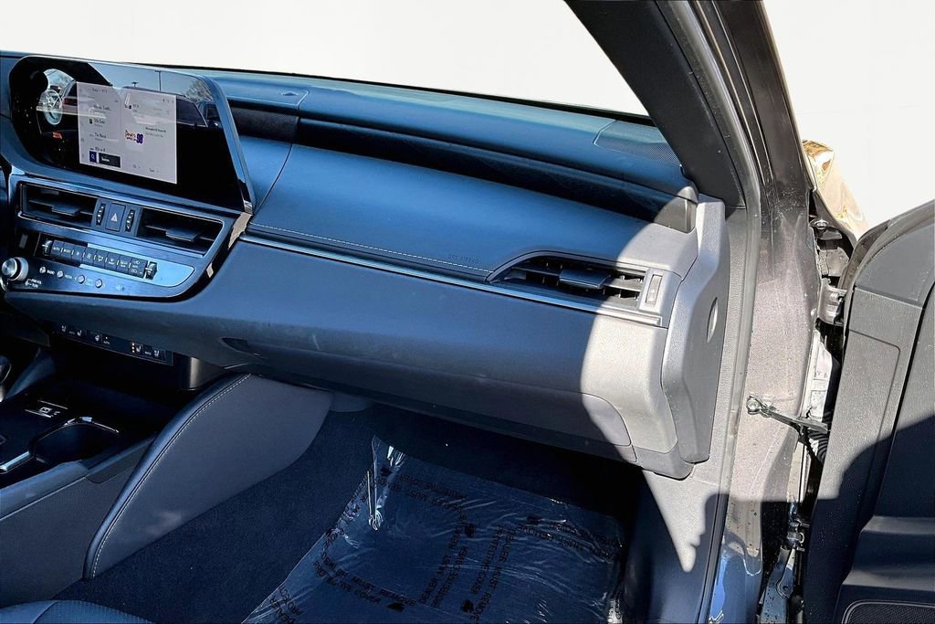 Used 2024 Lexus ES 350 w/ Premium Package image 20