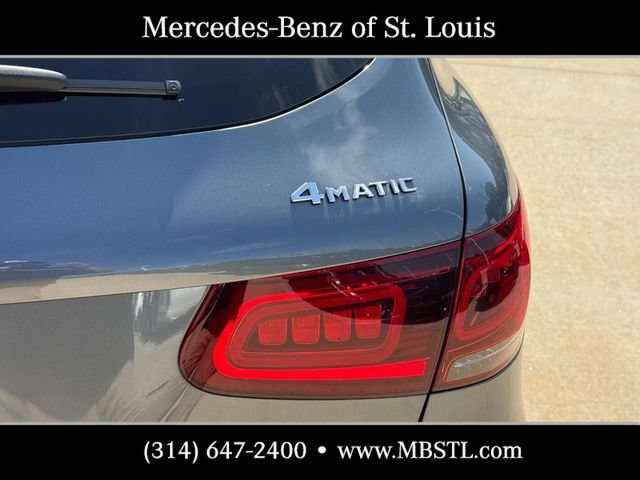 Used 2021 Mercedes-Benz GLC 300 4MATIC image 11