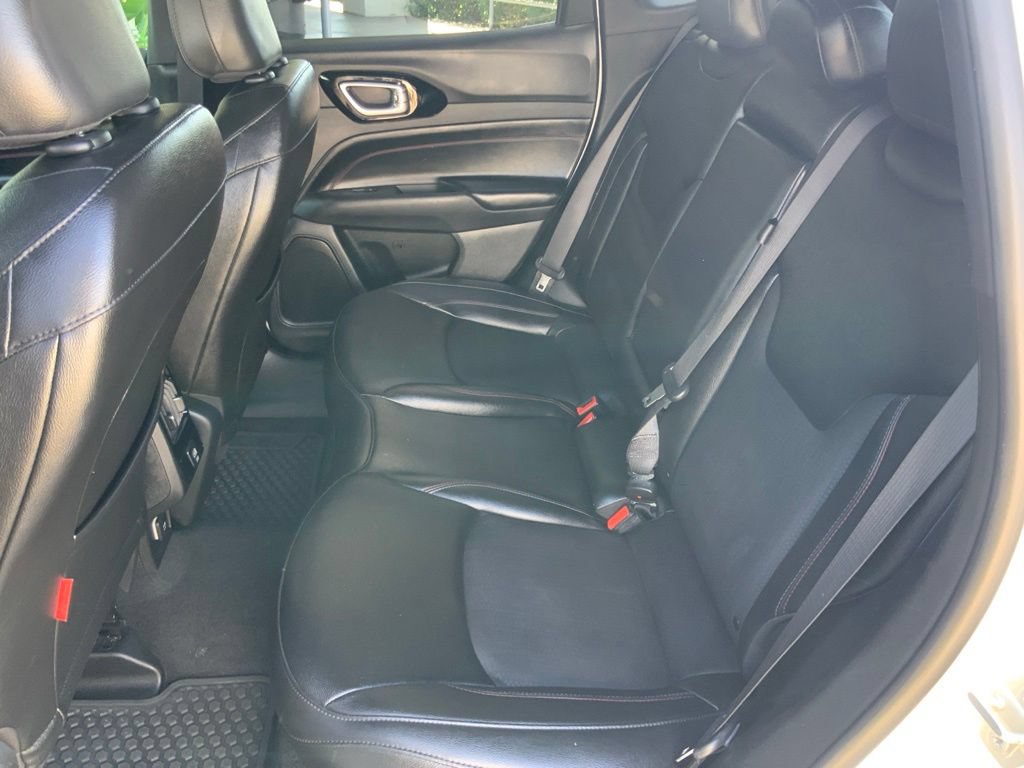 Certified 2024 Jeep Compass Trailhawk AWD/4WD image 16
