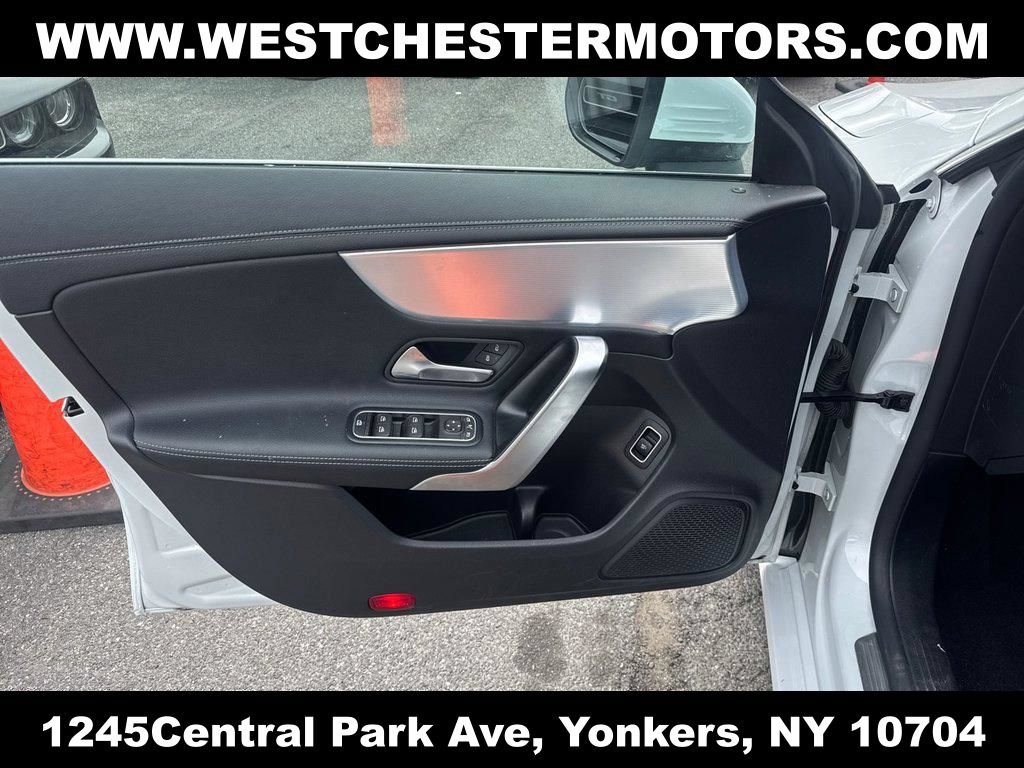 Used 2022 Mercedes-Benz CLA 250 w/ Premium Package Lite image 26