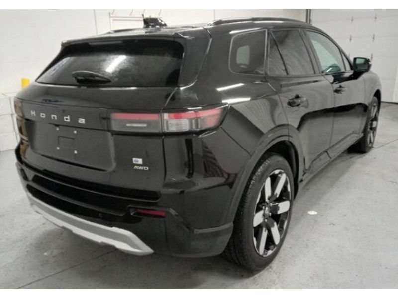 Used 2025 Honda Prologue Elite image 3