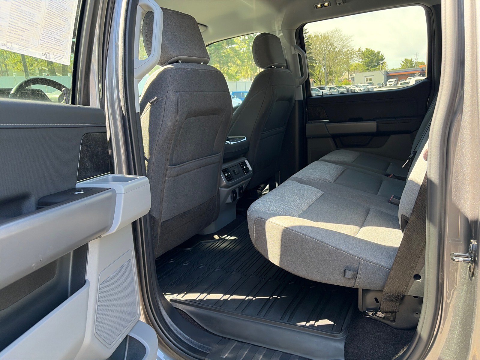 Used 2021 Ford F150 XLT w/ Equipment Group 302A High AWD/4WD image 10