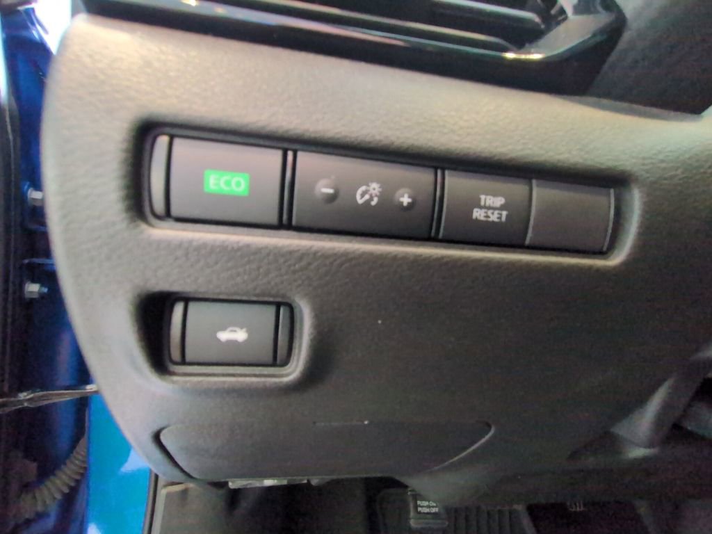 Used 2024 Nissan Sentra SR FWD image 12