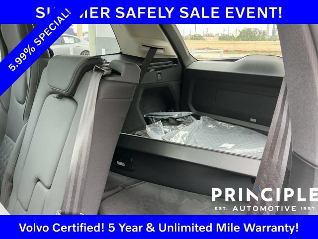 Certified 2025 Volvo XC90 B5 Plus AWD/4WD image 36