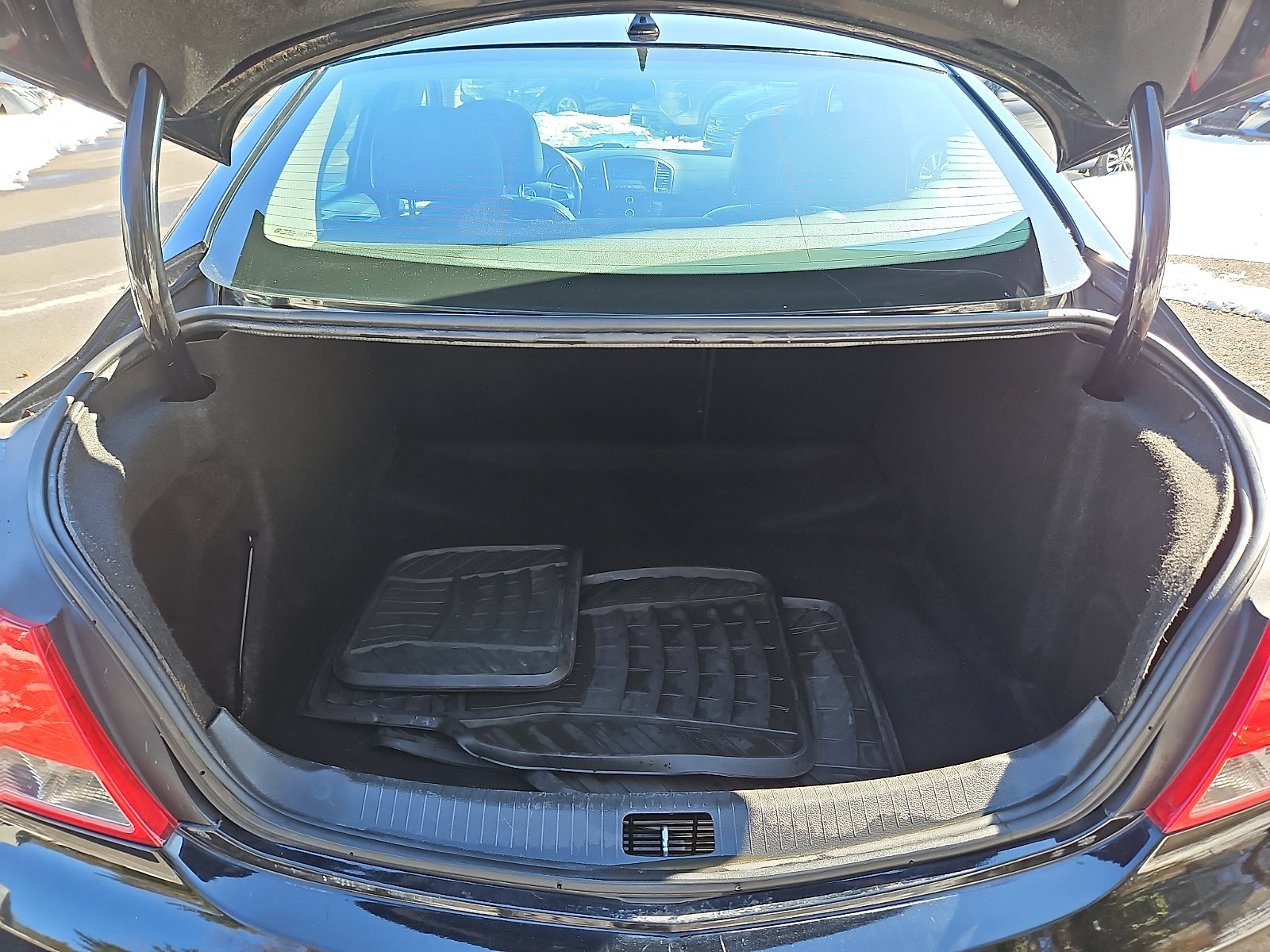 Used 2011 Buick Regal CXL w/ RL2 Preferred Equipment Group image 28