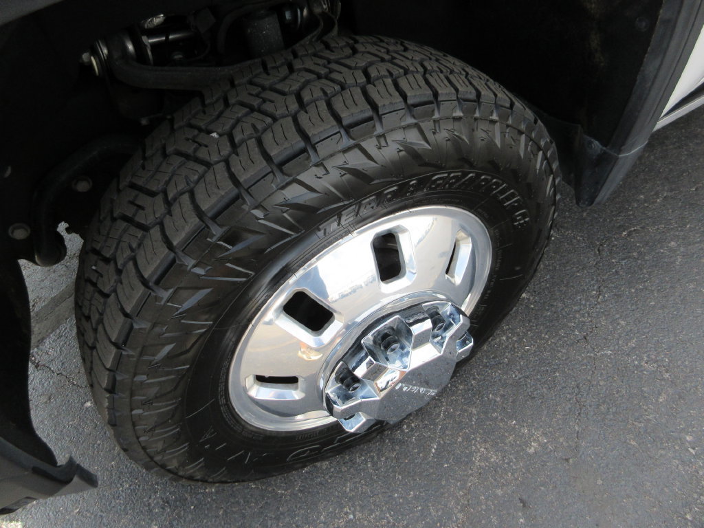 Certified 2024 GMC Sierra 3500 Denali Ultimate AWD/4WD image 15