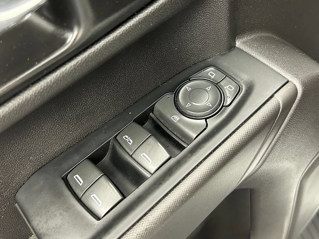 Used 2022 Chevrolet Silverado 1500 Custom w/ Safety Confidence Package RWD image 15
