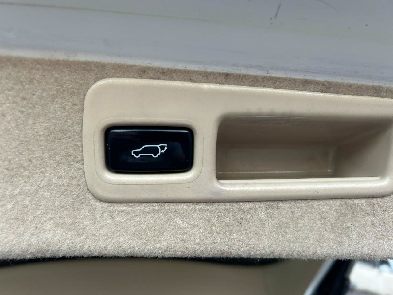 Used 2014 Lexus RX 450h AWD image 19
