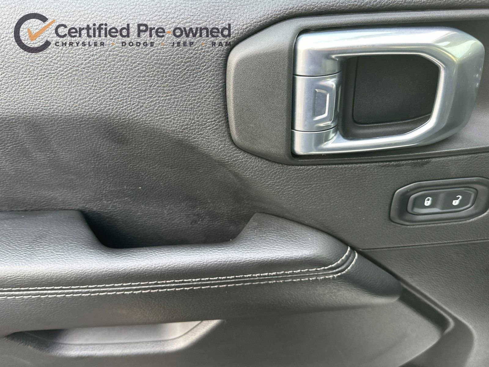 Used 2021 Jeep Wrangler Unlimited Sahara w/ Cold Weather Group image 12