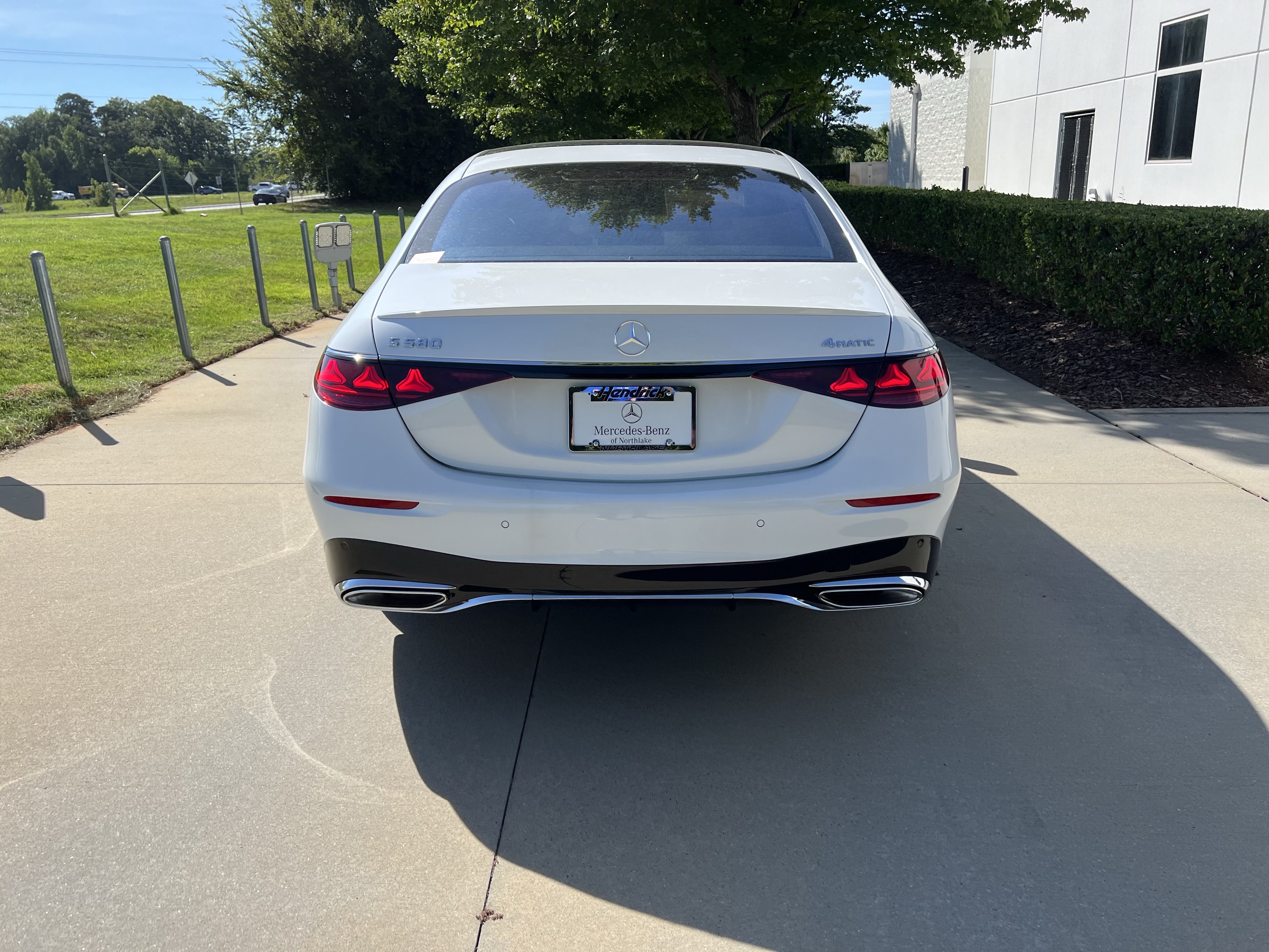 New 2027 Mercedes-Benz S 580 4MATIC Sedan image 8