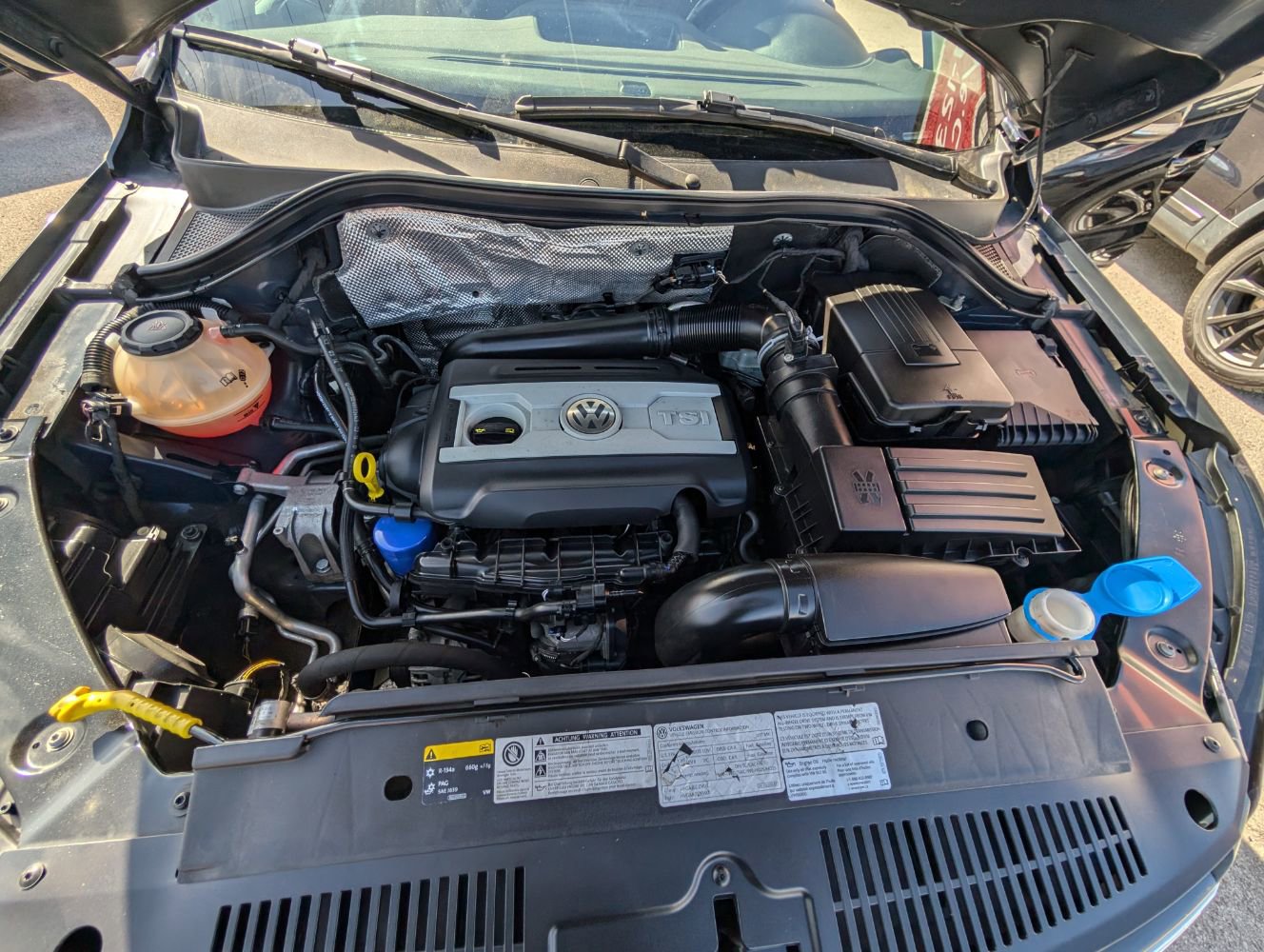 Used 2017 Volkswagen Tiguan Limited w/ Premium Package AWD/4WD image 10