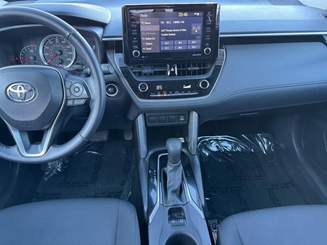 Certified 2022 Toyota Corolla Cross LE image 2