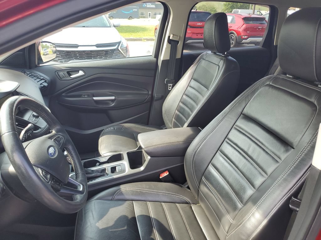 Used 2018 Ford Escape SEL AWD/4WD image 7