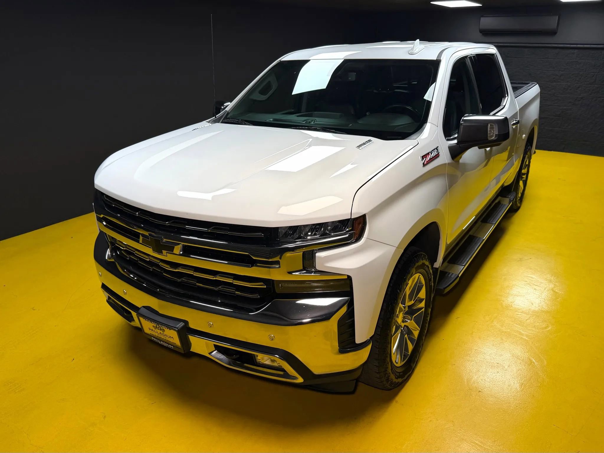 Used 2020 Chevrolet Silverado 1500 LTZ image 57