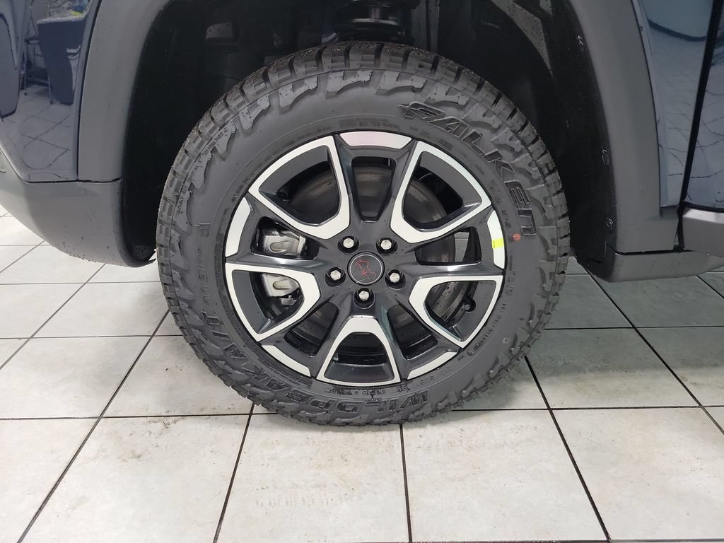 New 2026 Jeep Compass Trailhawk AWD/4WD image 33