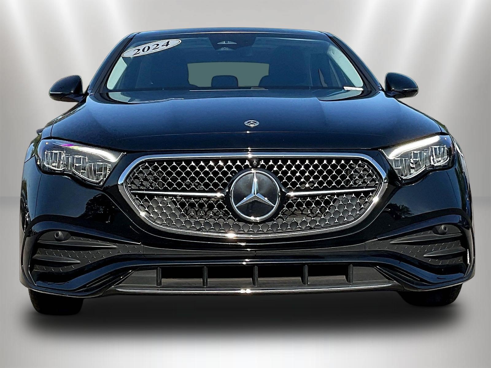 Certified 2024 Mercedes-Benz E 350 4MATIC Sedan image 2