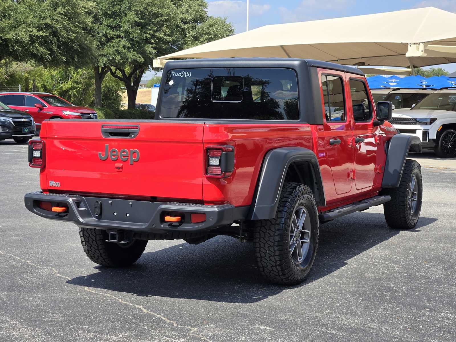 Used 2024 Jeep Gladiator Mojave w/ Safety Group AWD/4WD image 7