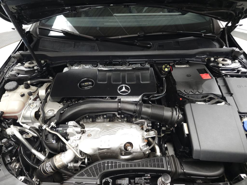 Certified 2022 Mercedes-Benz A 220 4MATIC image 32