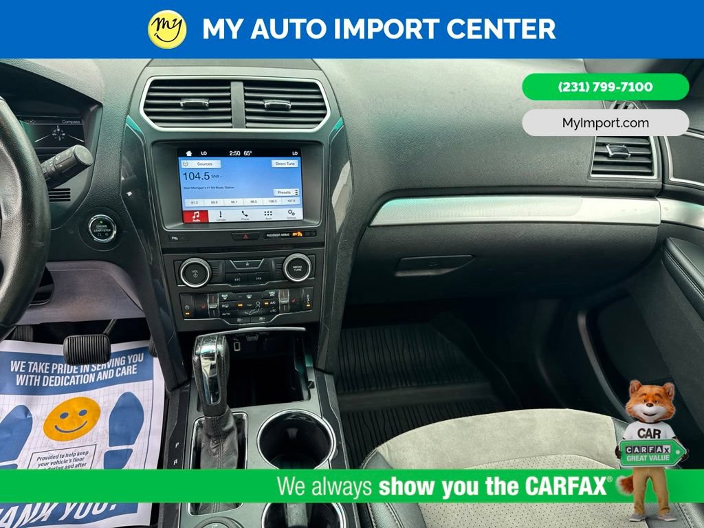 Used 2017 Ford Explorer XLT w/ Equipment Group 202A AWD/4WD image 20