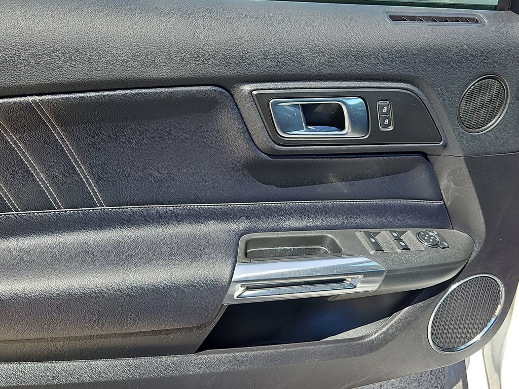 Used 2020 Ford Mustang Premium RWD image 18