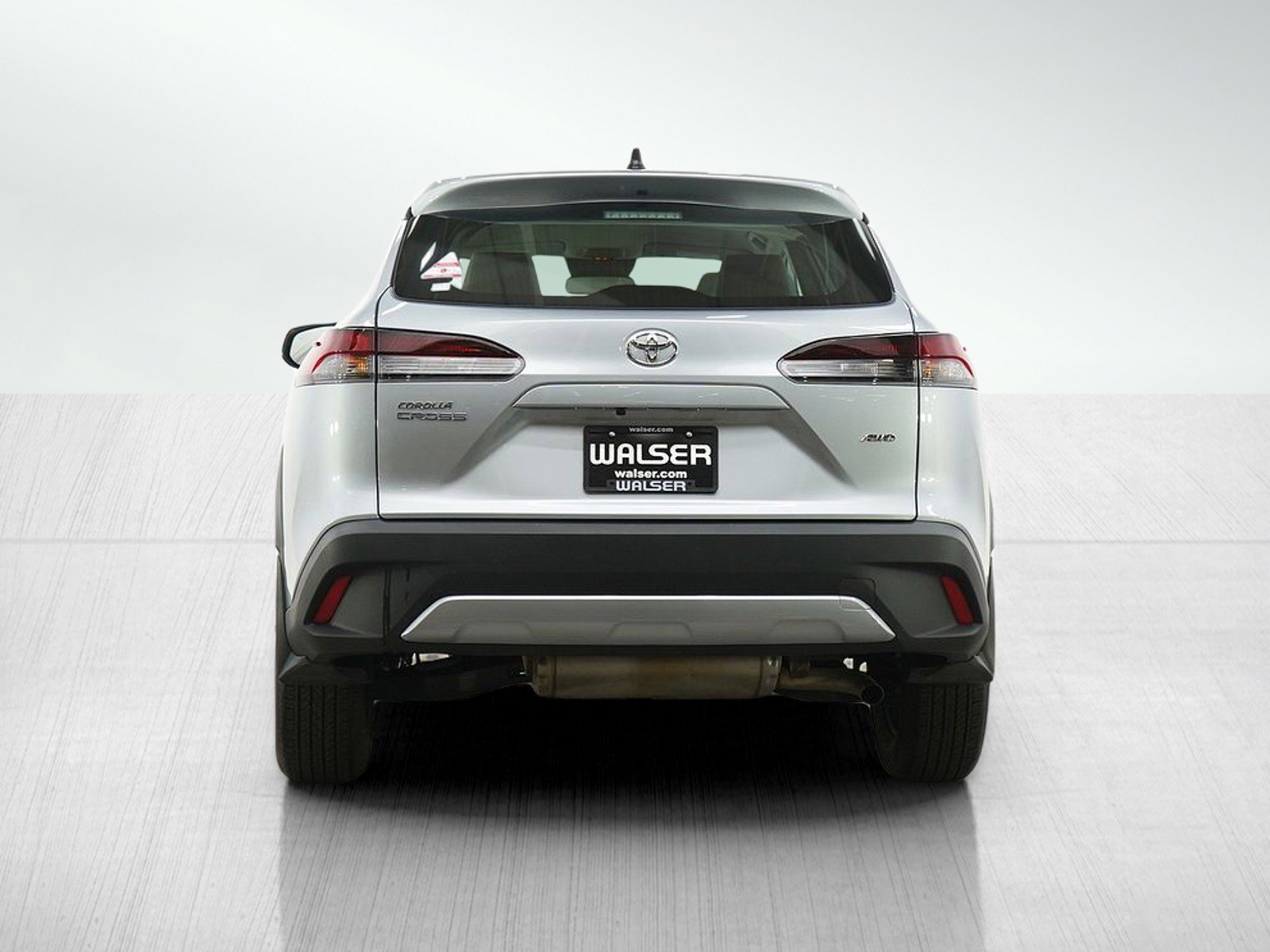 Used 2026 Toyota Corolla Cross L image 4