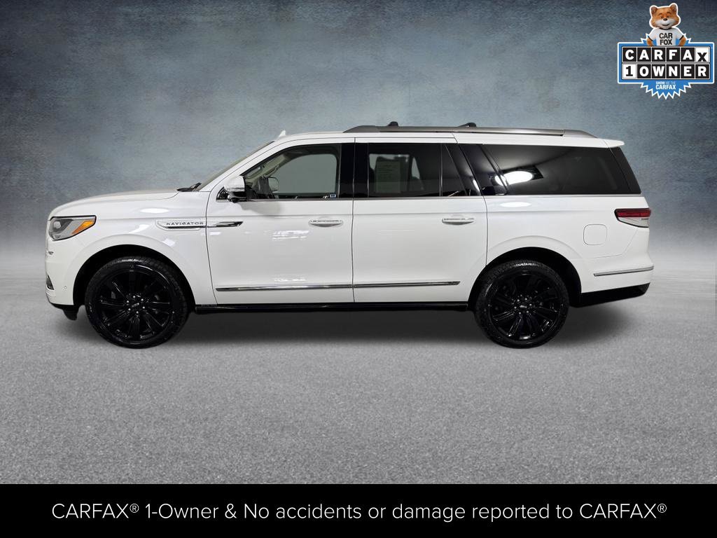 Certified 2022 Lincoln Navigator L Reserve AWD/4WD image 3