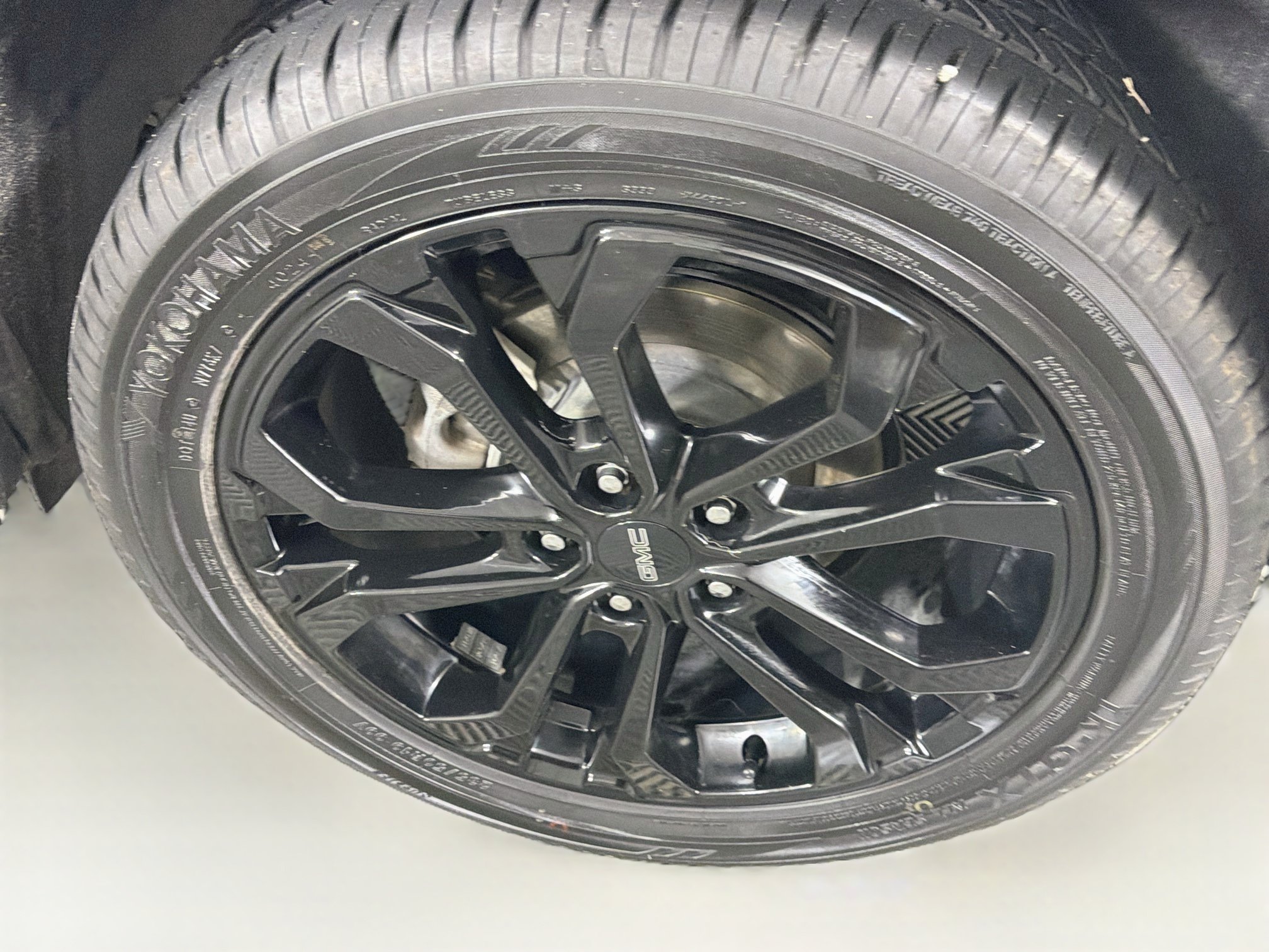 Used 2020 GMC Terrain SLE w/ Elevation Edition FWD image 11
