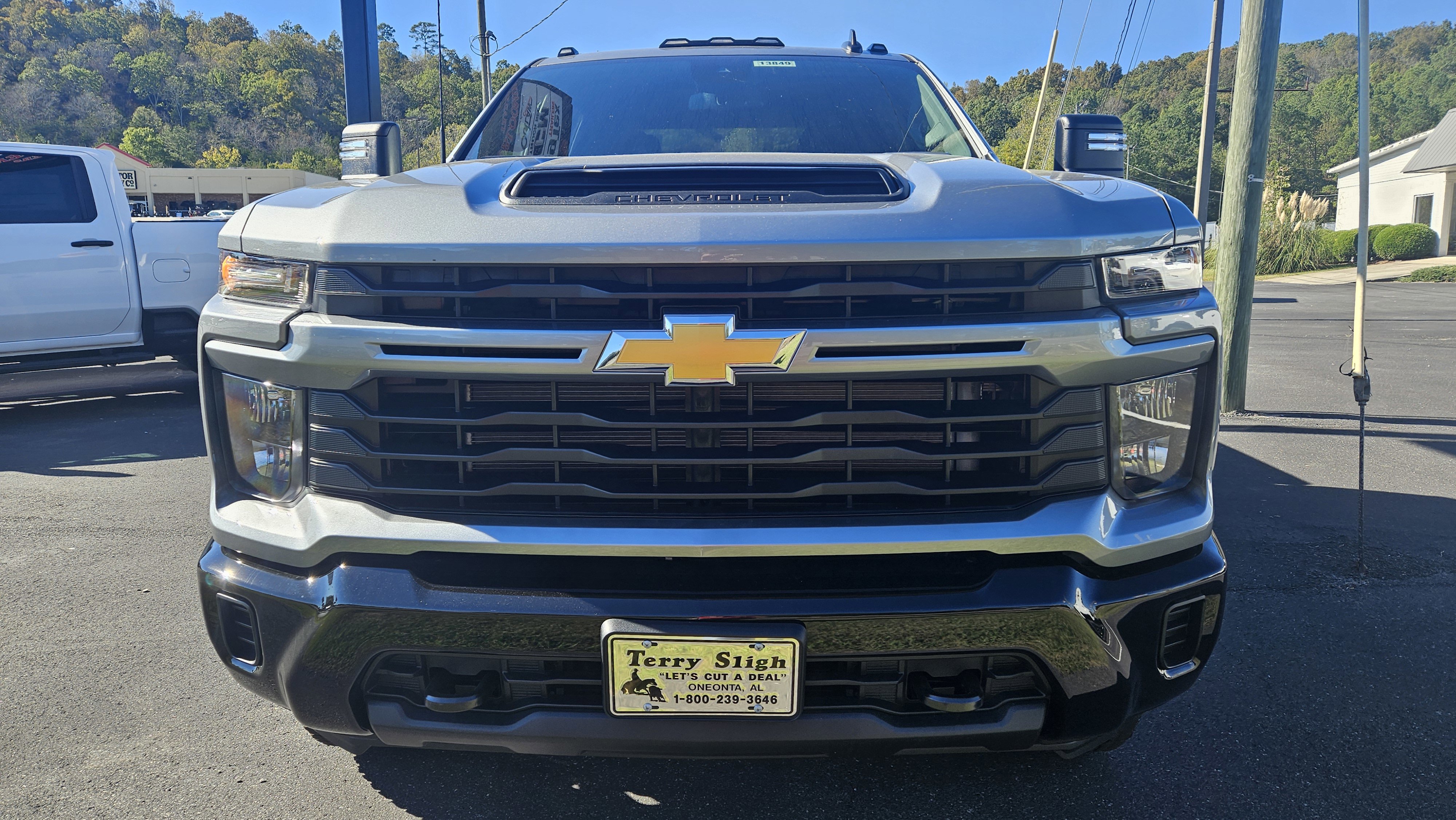 New 2026 Chevrolet Silverado 2500 Custom w/ Z71 Off-Road Package image 3