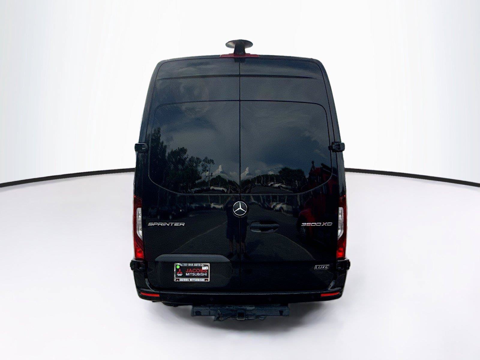 Used 2023 Mercedes-Benz Sprinter 3500 image 5