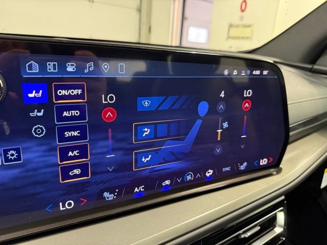 New 2026 Chevrolet Traverse LT image 19