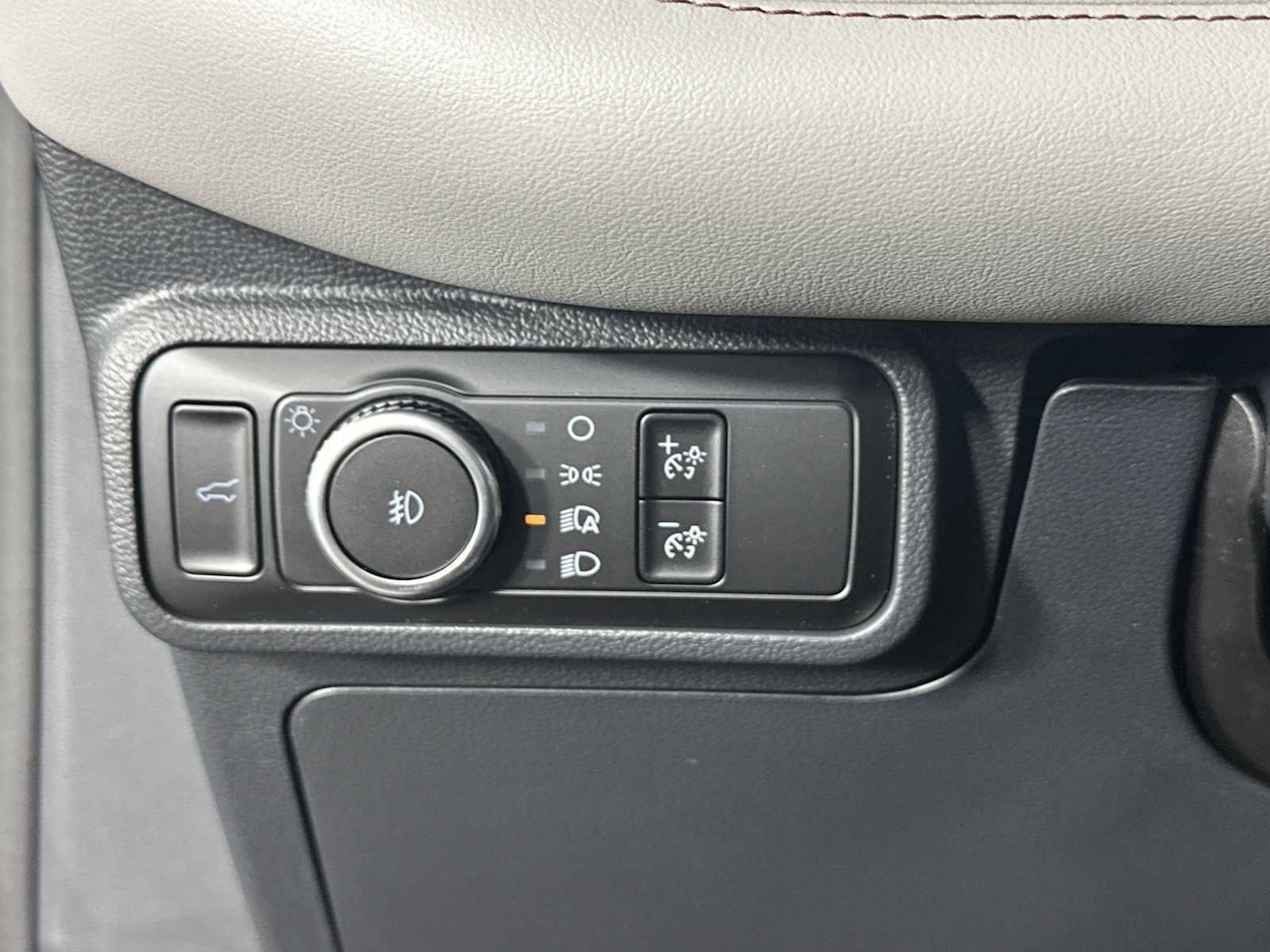 New 2026 Ford Explorer Active w/ Active Comfort Package RWD image 25